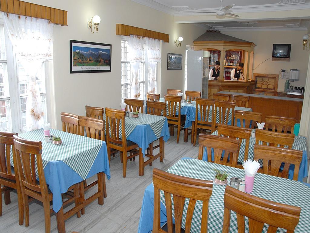 Hotel Blue Heaven Покхара Екстер'єр фото